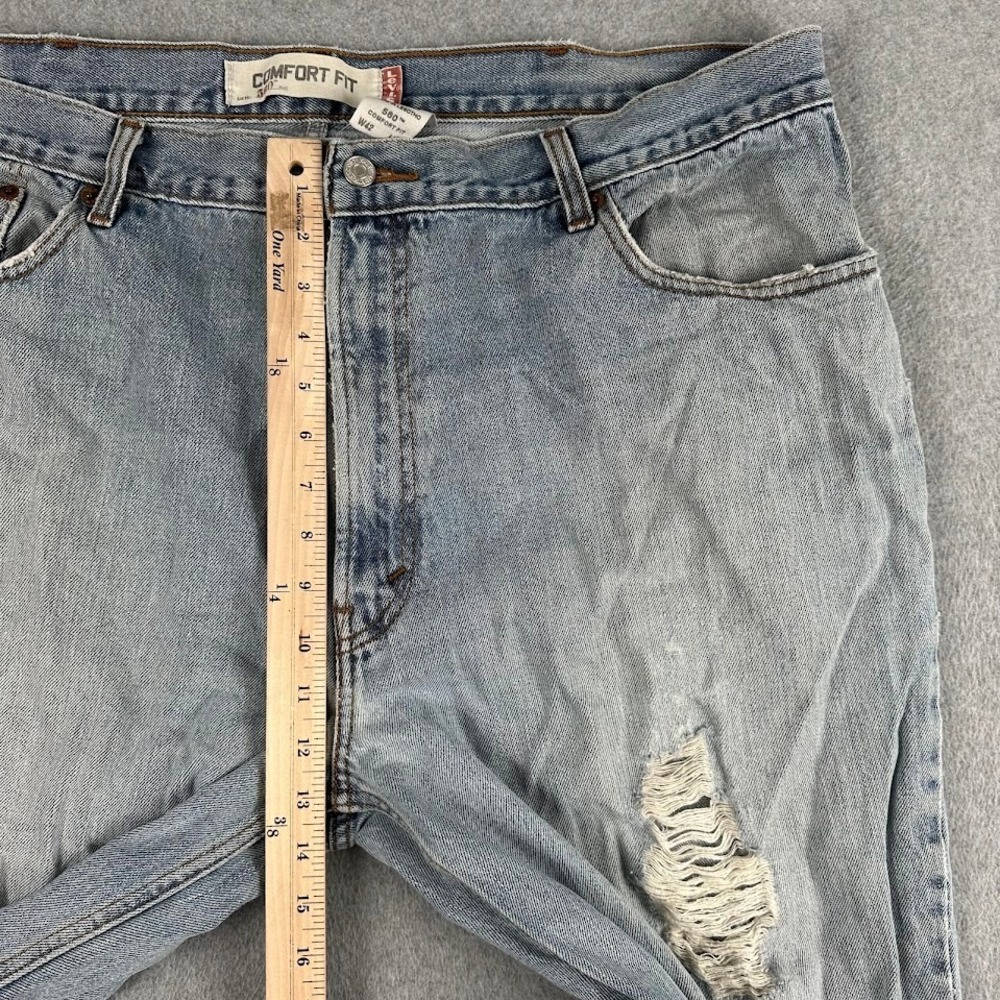 Vintage Y2K Levi's 560 Comfort Fit Mens Jeans 42x30 Light Wash Distressed Denim - Picture 7 of 11